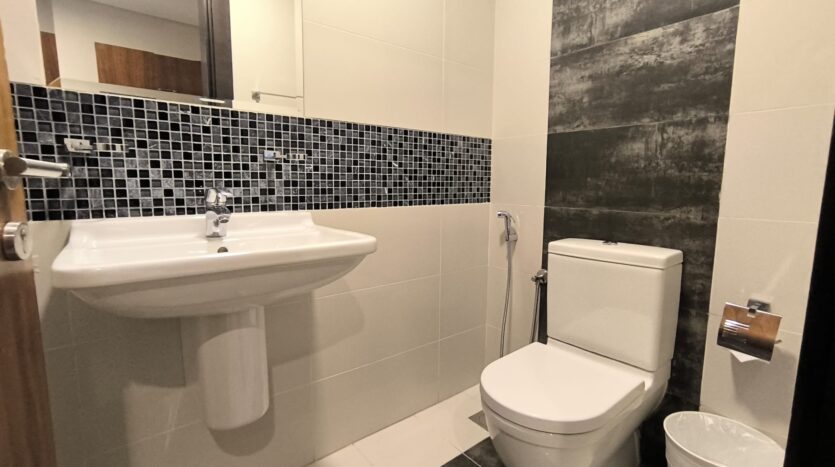 JUFFAIR – LUXURIOUS 3 Bed rooms apartment (SEA VIEW)