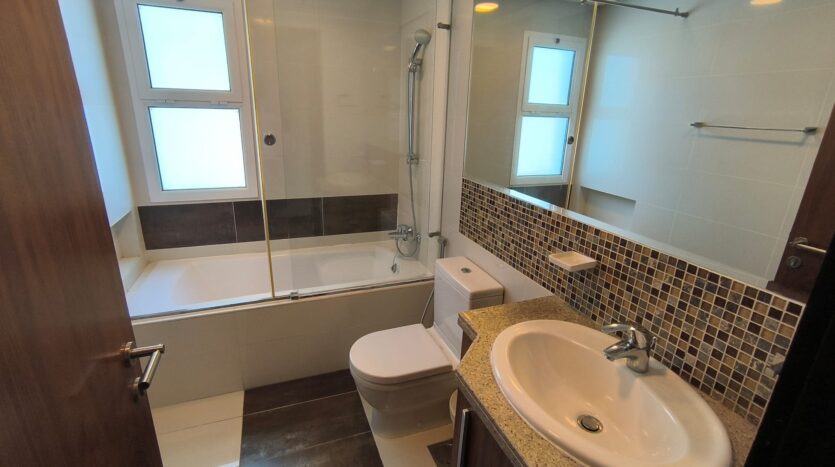 JUFFAIR – LUXURIOUS 3 Bed rooms apartment (SEA VIEW)