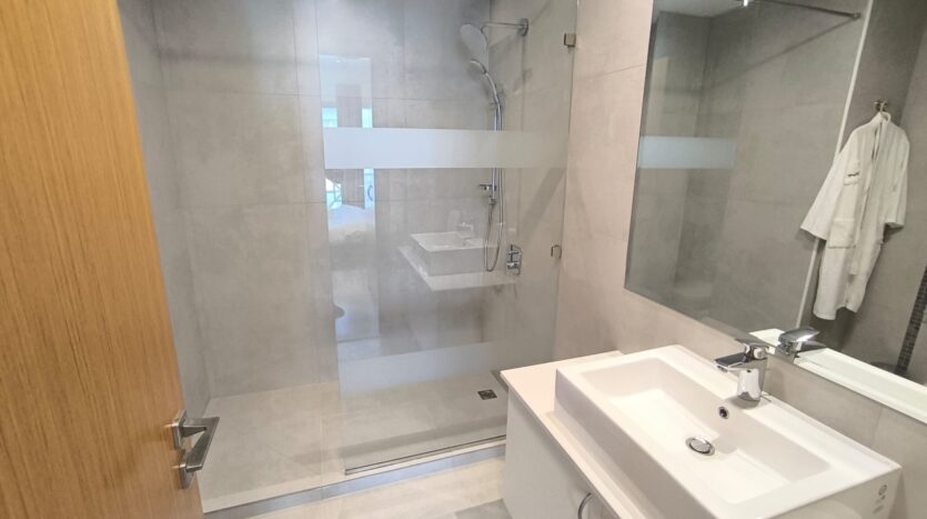 Amwaj – 3 Bedroom Spacious Apartment with Sea View