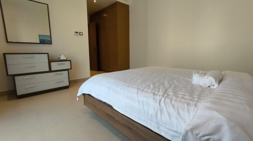Amwaj – 3 Bedroom Spacious Apartment with Sea View