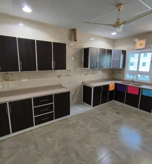 Hidd – 4 Bedrooms – 225 SQM – For Sale